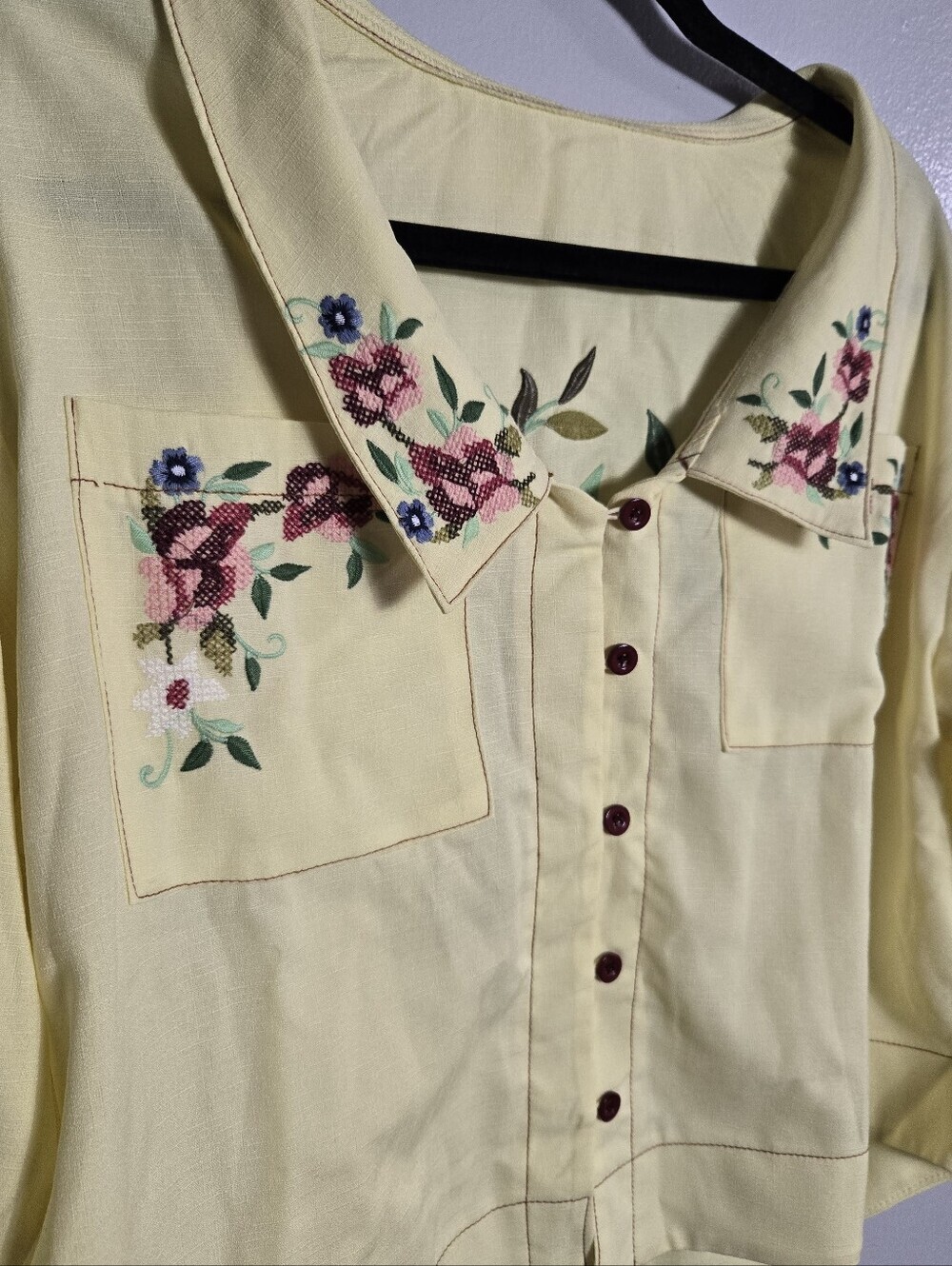 Vintage Inspired Yellow Floral Embroidered Button Up Crop Blouse Smocked Cuff L - Picture 2 of 5